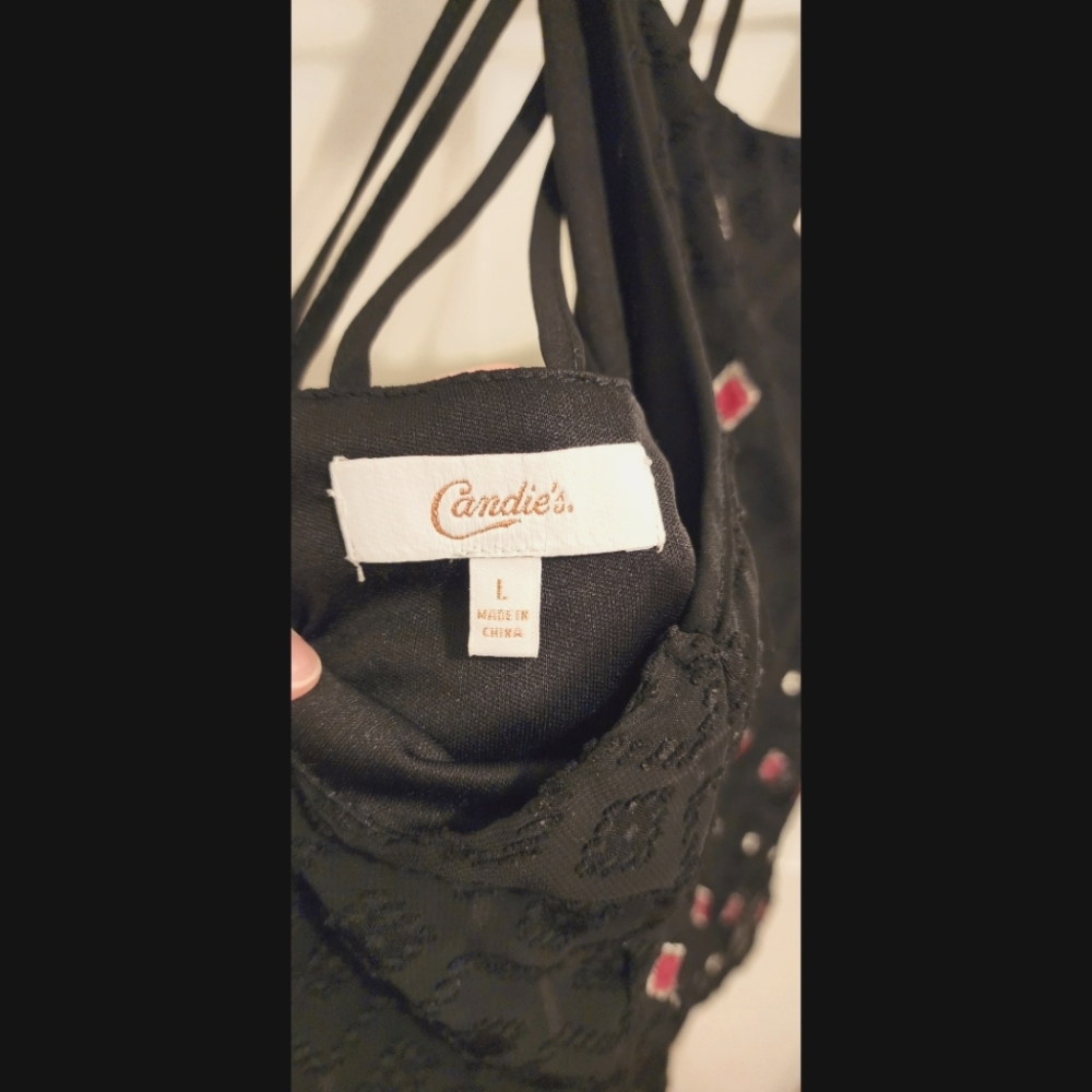 Geometric Black Tank - Picture 5 of 7